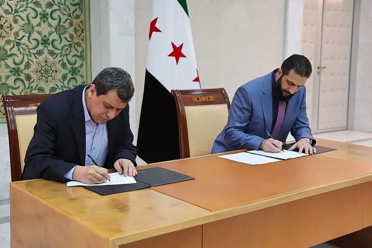 Suriye ile SDG Arasındaki Paris Görüşmesi Ertelendi