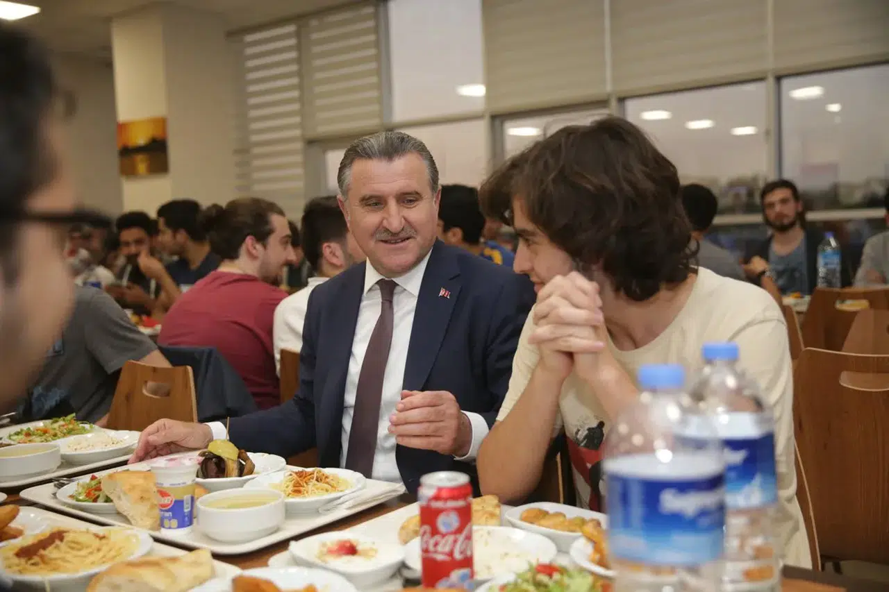 KYK yurdunda 'Osman Bak' farkı!