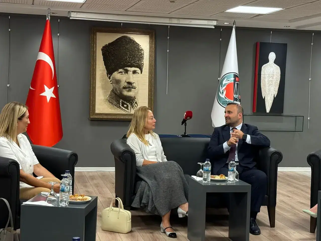 Ankara Barosu ile TEV Arasında Burs Protokolü: Hukuk Öğrencilerine Yeni Fırsat