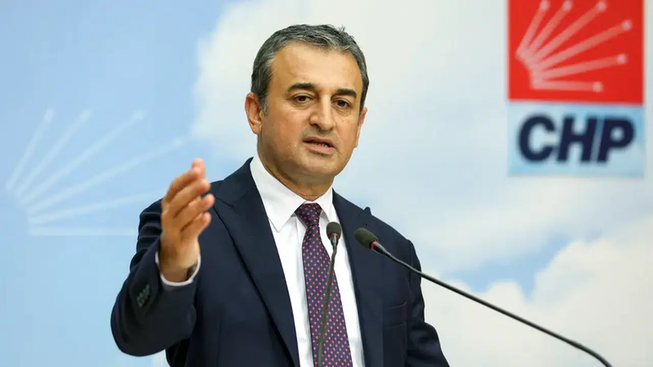 CHP'li Burhanettin Bulut: “Muhittin Böcek’in Sağlığı Sebebiyle Tutuksuz Yargılanması Gerekir”