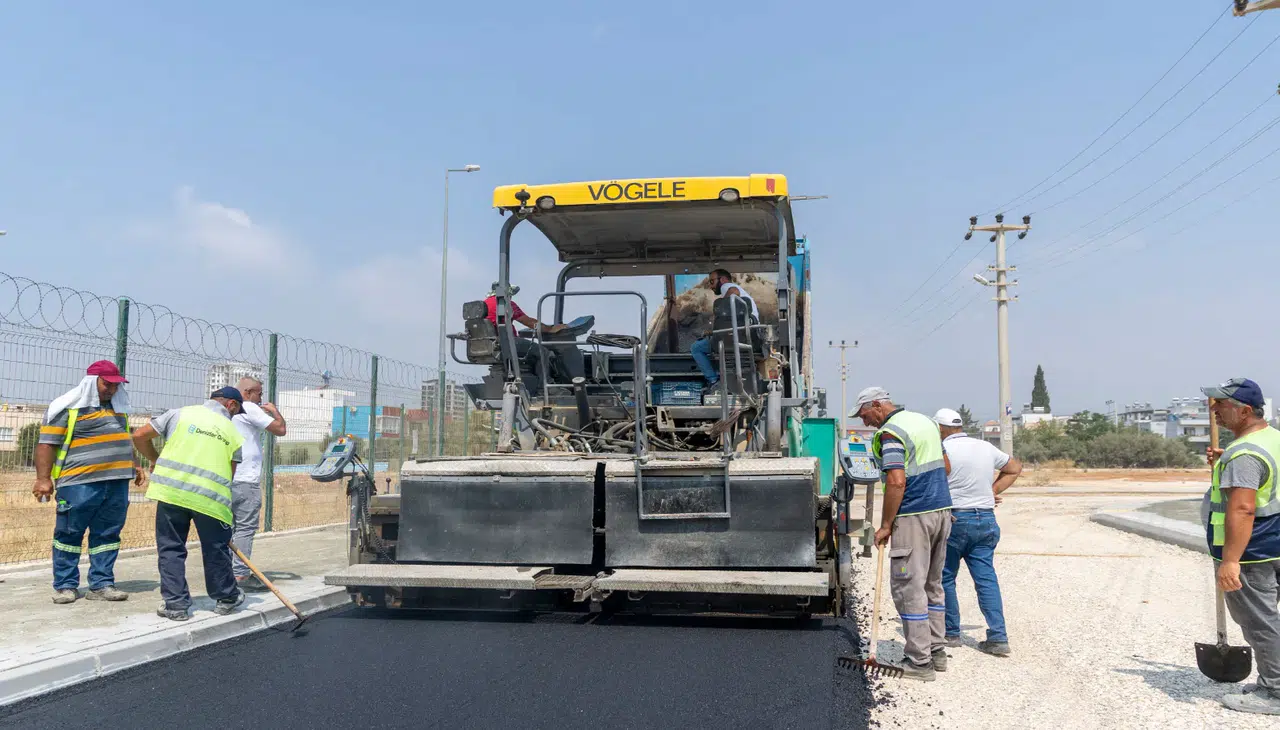 Yenişehir’de Modern Ulaşım İçin Asfalt ve Kaldırım Çalışmaları Devam Ediyor