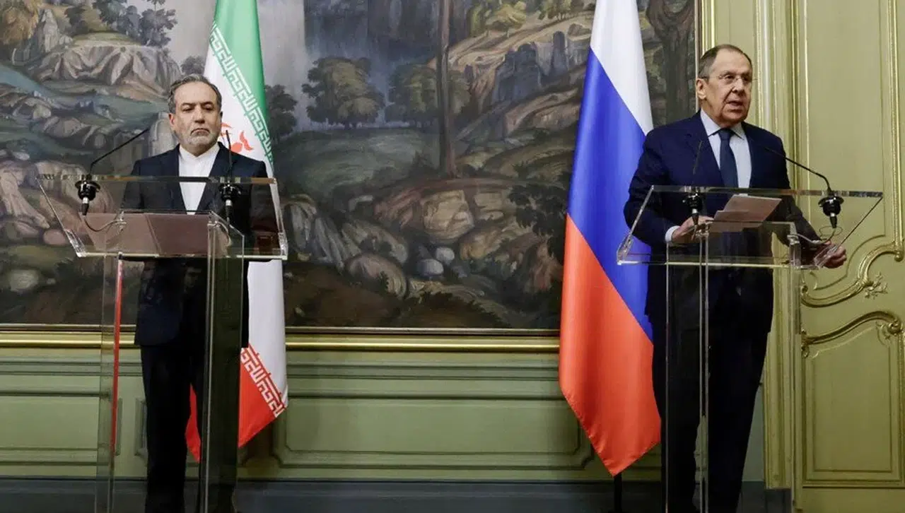 Lavrov ve Arakçi, İran krizine diyalogla çözüm arayışında bir araya geldi