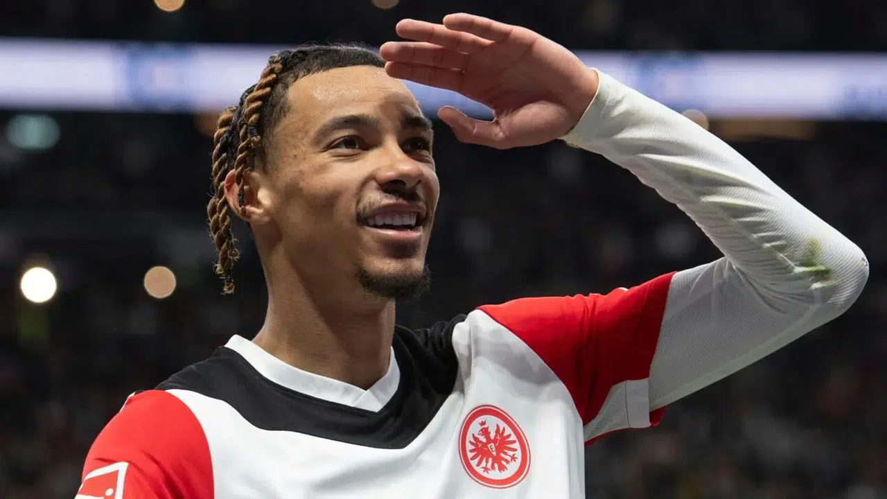 Liverpool’dan Yaz Bombası! Hugo Ekitike, 95 Milyon Euro’ya Premier Lig Devinde!