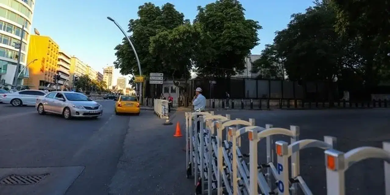 İstanbul'dan sonra Ankara da alarm durumuna geçti