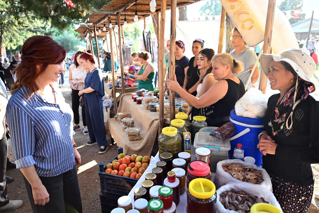 Mersin Büyükşehir’den Kadınlara Aşureli Buluşma