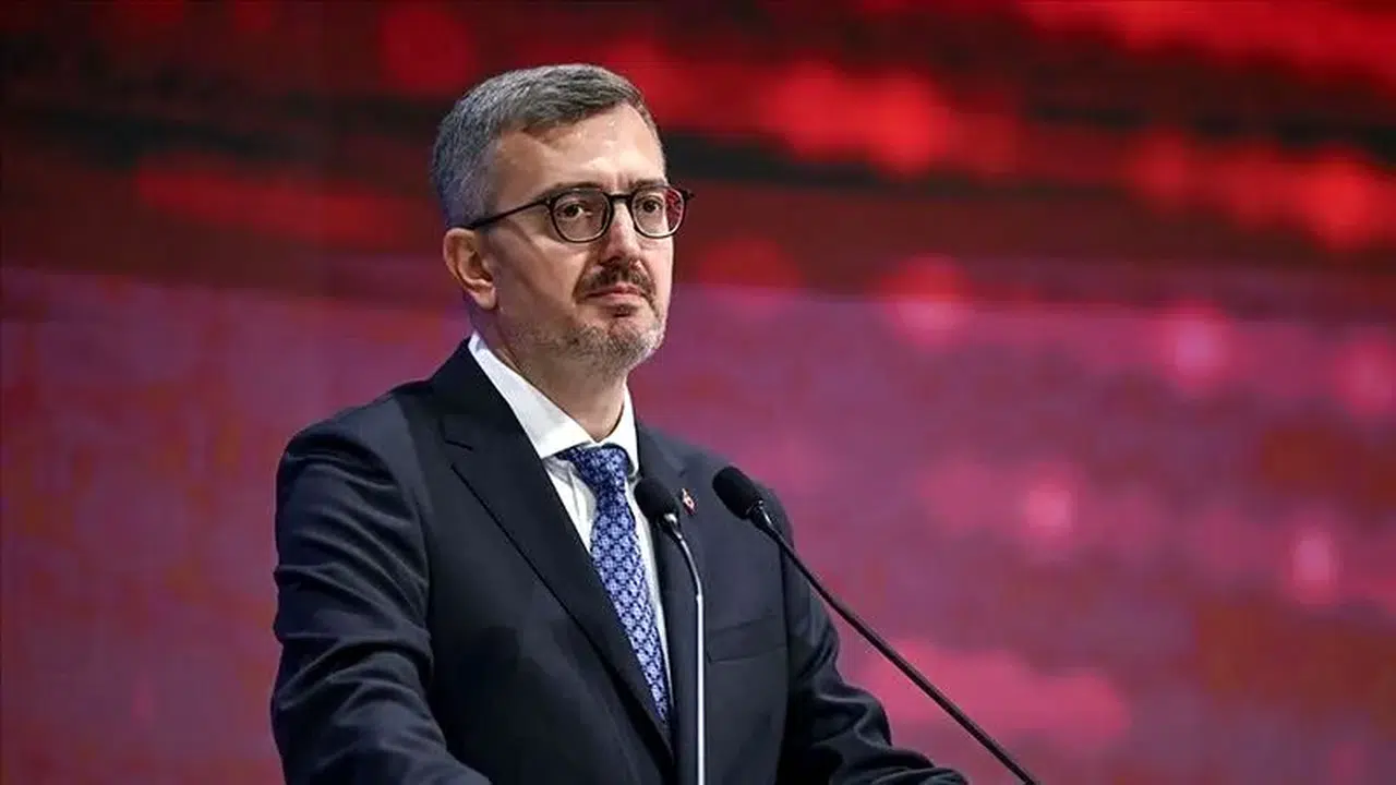 İletişim Başkanı Burhanettin Duran: “Kahraman Gönüllülerimize Minnettarız”