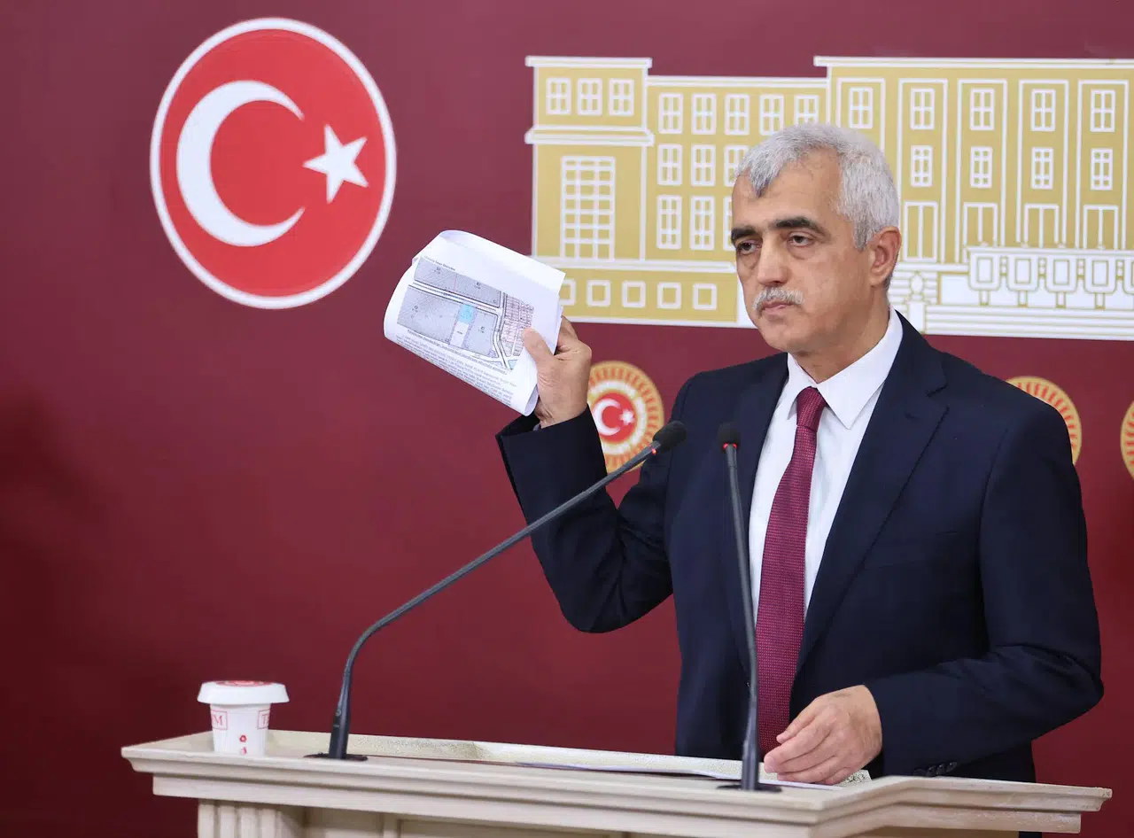 Gergerlioğlu'ndan Ulaşımda Komisyon Tepkisi: “Vatandaş Haksız Kazanca Maruz Kalıyor”