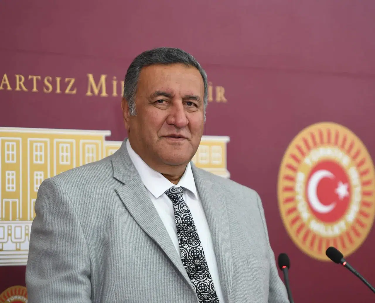 CHP'li Ömer Fethi Gürer: “Asgari ücret, ekmek hesabı ile de eridi”