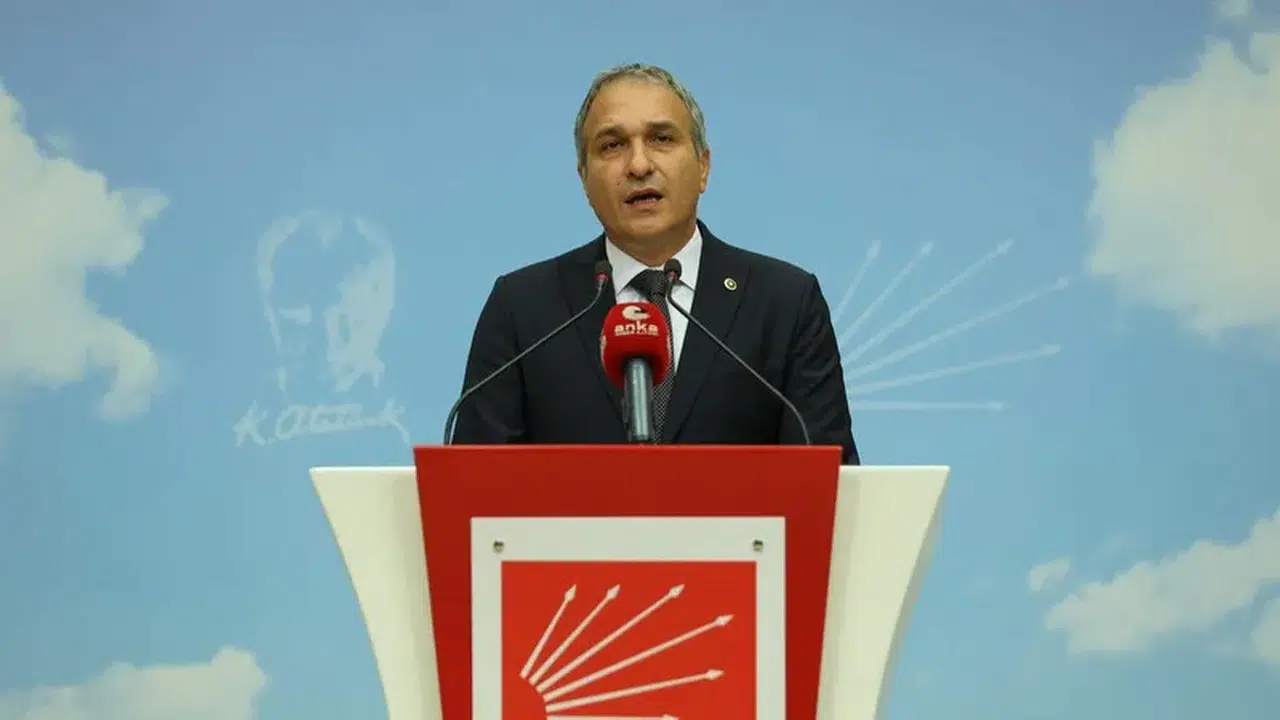 Suat Özçağdaş’tan TÜİK’in “2022 Eğitim Harcamaları İstatistikleri” açıklaması: Eğitimin maddi ve manevi yükü ailelerin sırtına yükleniyor