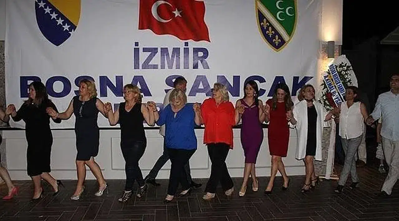 BOŞNAKLAR KÜÇÜKKÖY AYVALIK'TA BULUŞTU