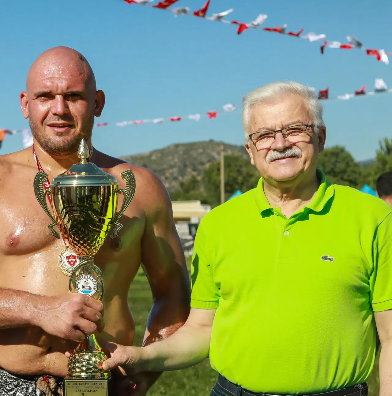 Burhaniye'de 9. Kızıklı Yağlı Pehlivan Güreşleri 18 Temmuz'da başlıyor, ünlü başpehlivanlar er meydanında!