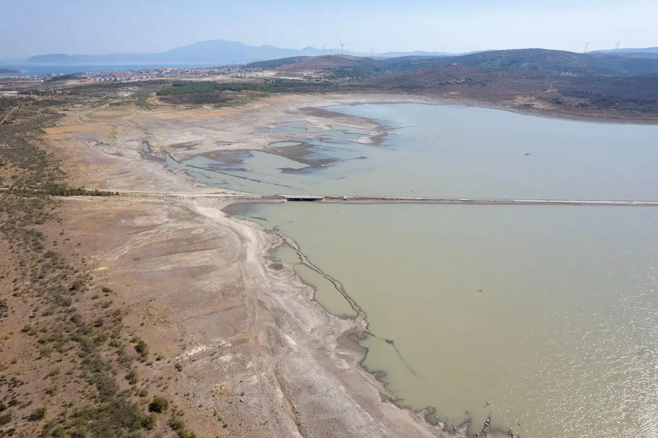 Çeşme'de Su Kesintisi Uygulaması: Zorunlu Durdurma Duyuruldu!
