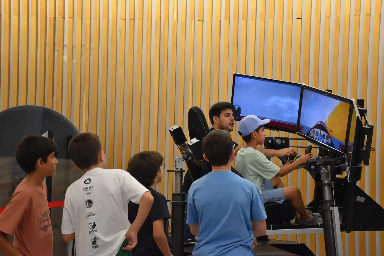 Karabağlar Belediyesi'nden Çocuklara Yaz Tatili İçin Ücretsiz Etkinlikler!