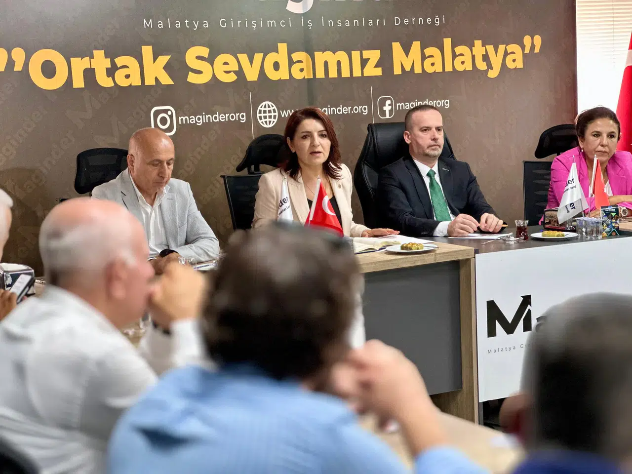 CHP Milletvekili Gülcan Kış: İki maaşlı aile kirasını ödeyemiyor, halk zor durumda!