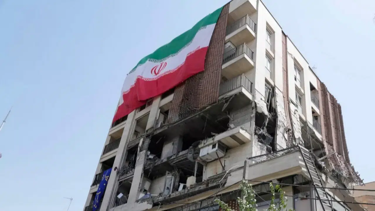 İran'da Casuslukla Suçlanan Nükleer Bilimci Rouzbeh Vadi İdam Edildi