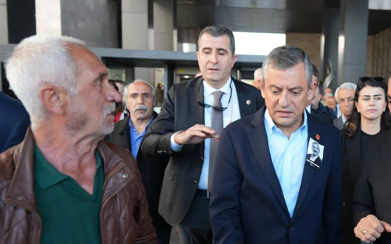 CHP Genel Başkanı Özgür Özel’e Saldıran Selçuk Tengioğlu’nun Tutukluluğu Devam Ediyor