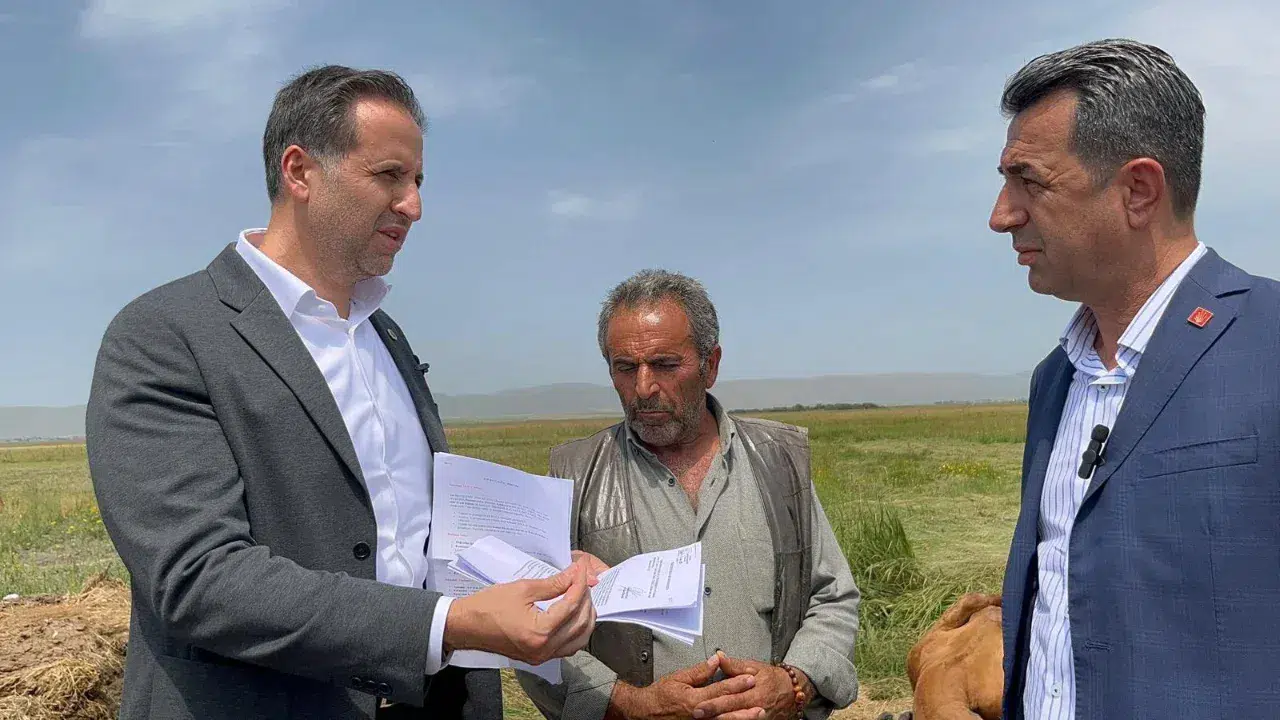 CHP’li Adem: “Hayvanlar Telef Oluyor, Veteriner Yok, Çiftçi Desteksiz Kaldı”