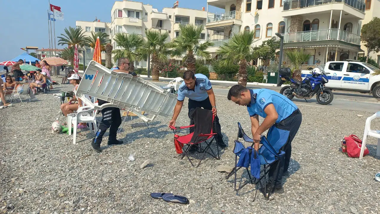 Balıkesir Zabıtasından Plaj İşgallerine Karşı Kararlı Müdahale