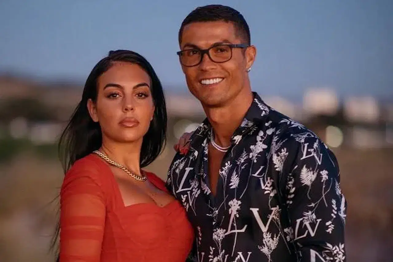 Cristiano Ronaldo’dan Unutulmaz Sürpriz: Georgina’ya Aşkını Resmi Hale Getirdi!