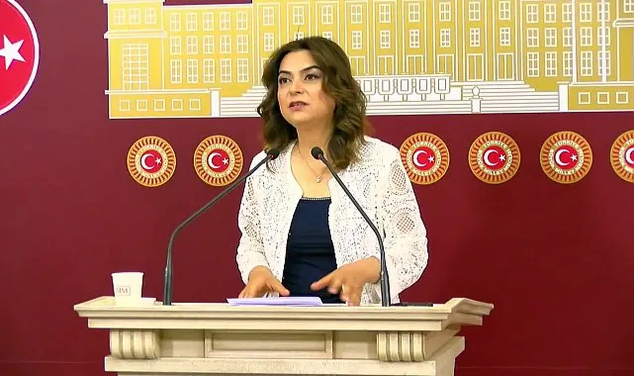 DEM Parti Grup Başkanvekili Kılıç Koçyiğit: “Sahte Diploma Skandalı Buzdağının Görünen Yüzü”