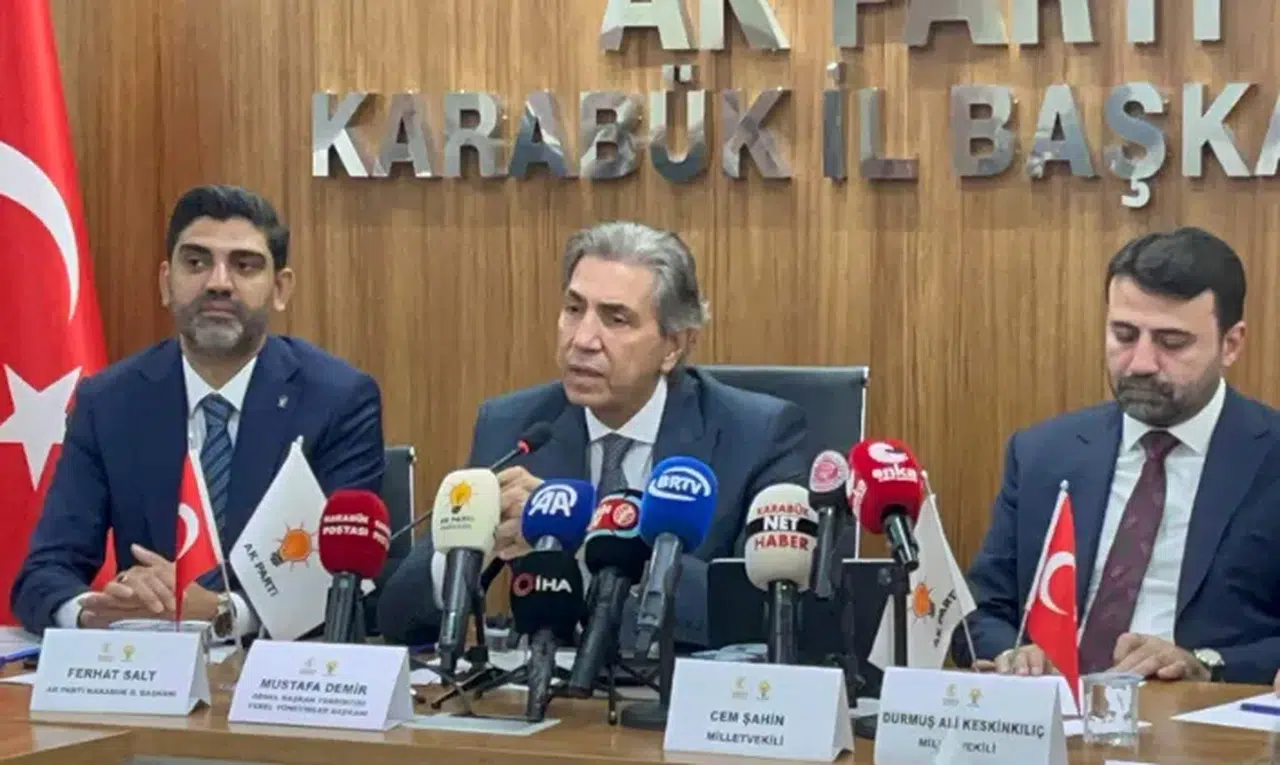 Mustafa Demir: AK Parti belediyeciliği hizmet ve şeffaflık üzerine kurulu!