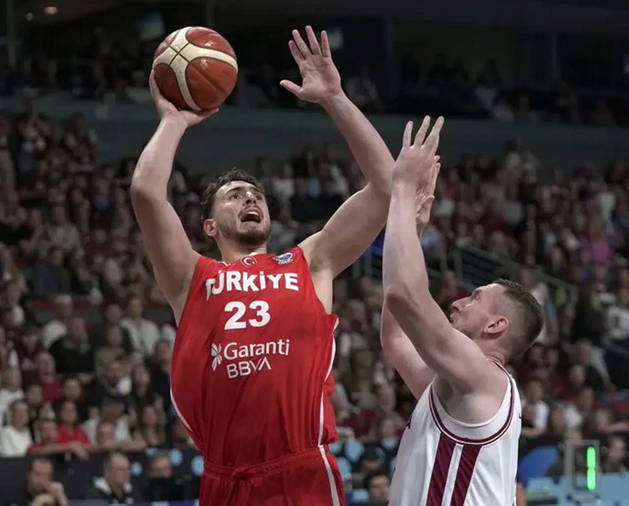 A Milli Basketbol Takımı, Letonya'yı 20 sayı farkla geçerek Avrupa Şampiyonası'na galibiyetle başladı