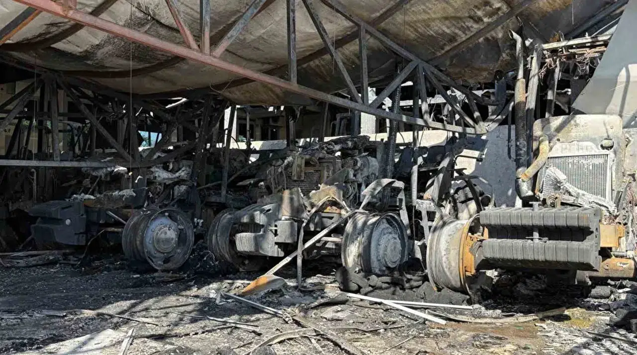 Diyarbakır’da Traktörcüler Sitesi Yangını: Can Kaybı Olmadı, Hasar Büyük