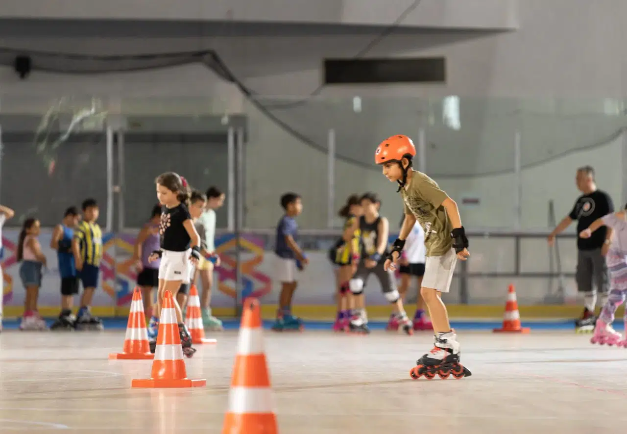 İzmir'de Tekerlekli Paten Kursları Yaz Boyunca Devam Ediyor!