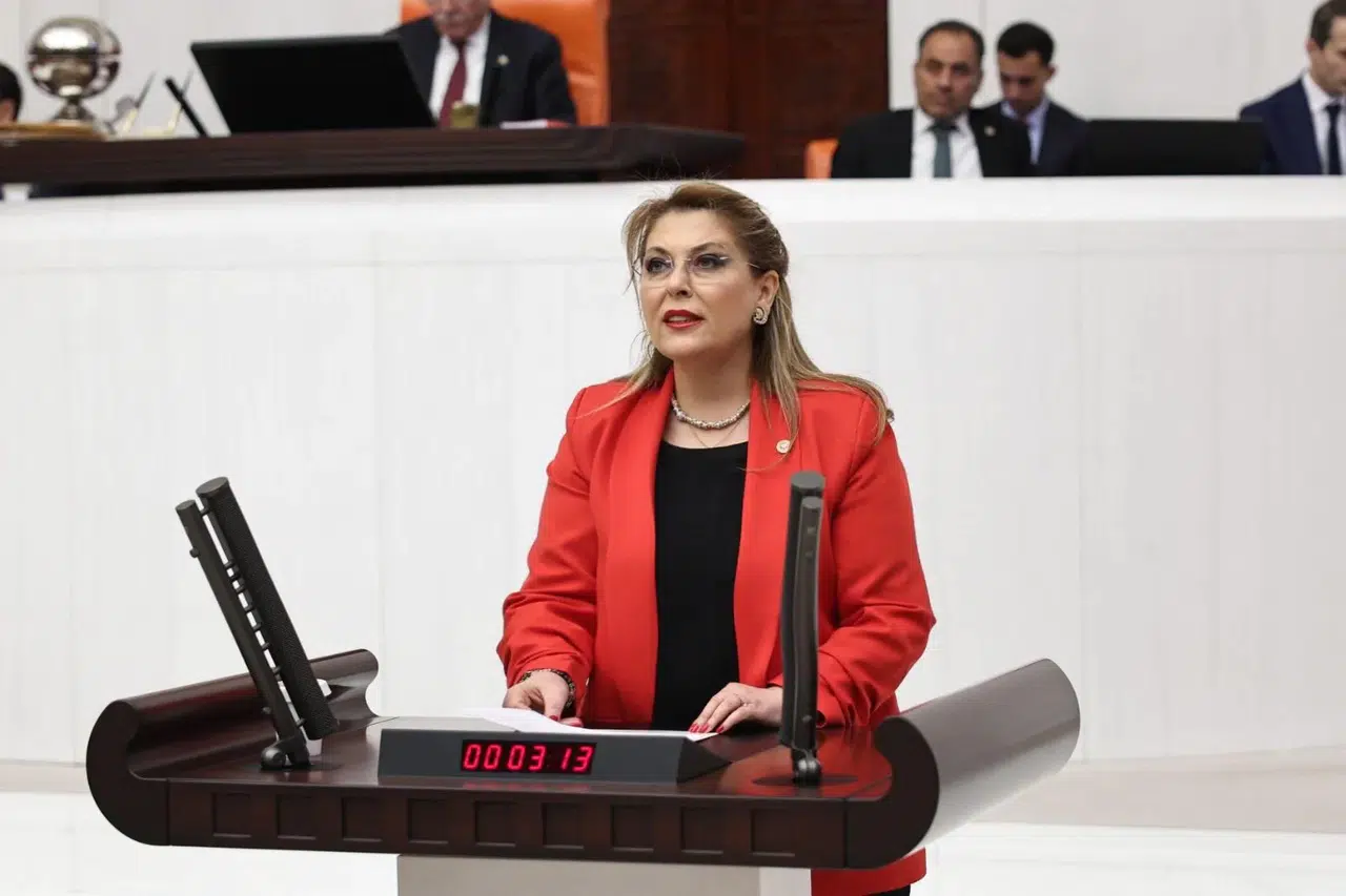 CHP'li Gezmiş: Kadın Cinayetlerinde Cezasızlık Cesaretlendiriyor!