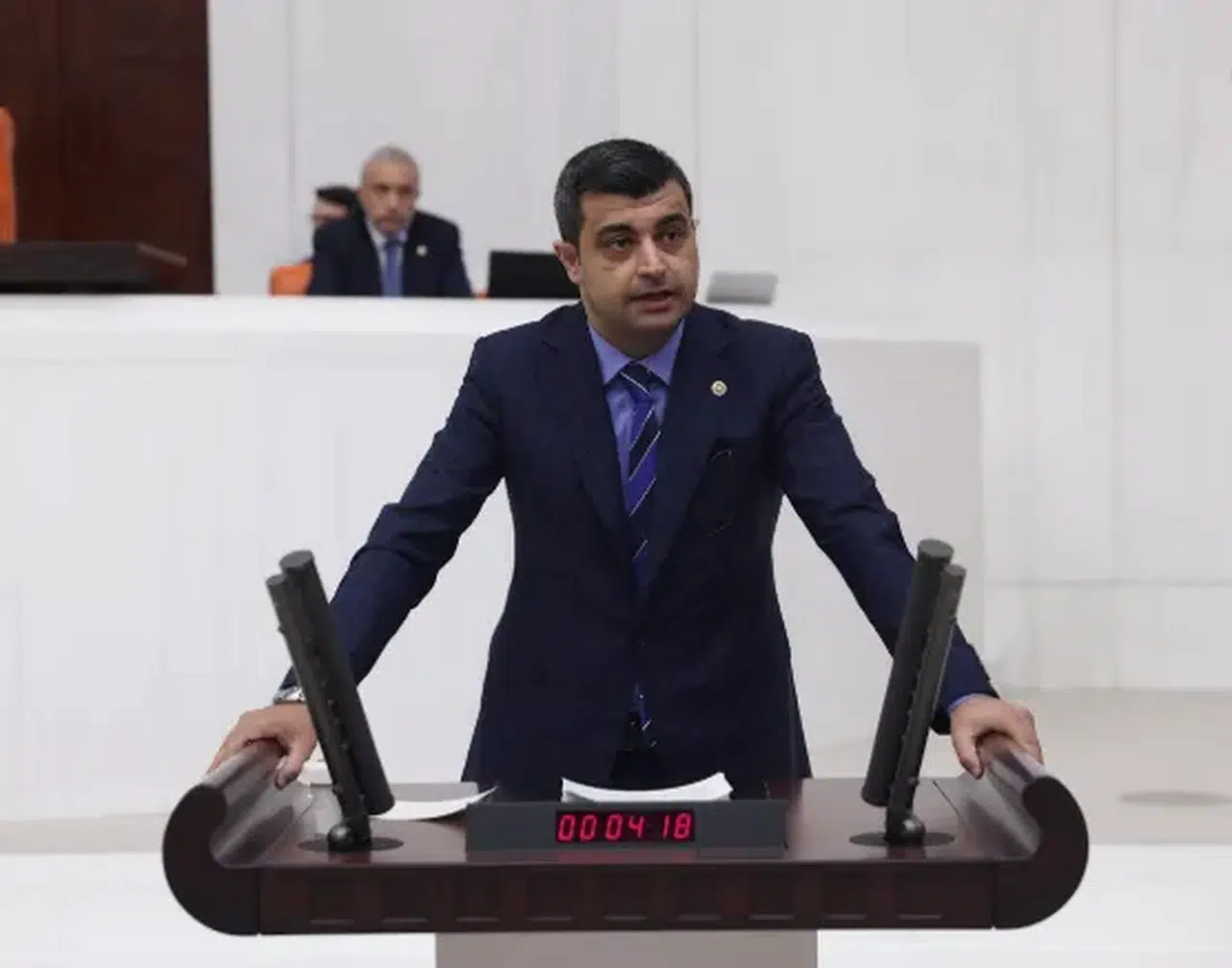 CHP'li Deniz Demir'den YÖK'e çağrı: Depremzede öğrencileri mağdur etmeyin