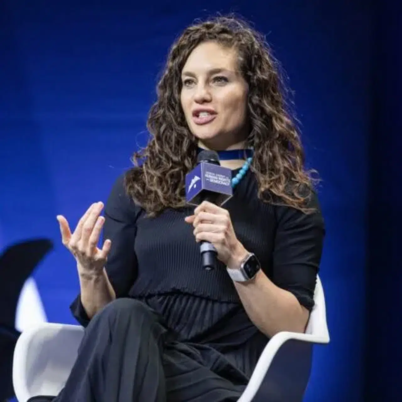 Nevşin Mengü'den değişim kararı!