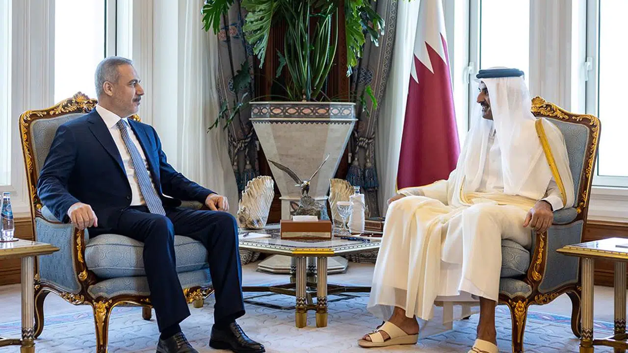 Hakan Fidan, Katar Emiri Şeyh Tamim ile Doha’da Görüştü