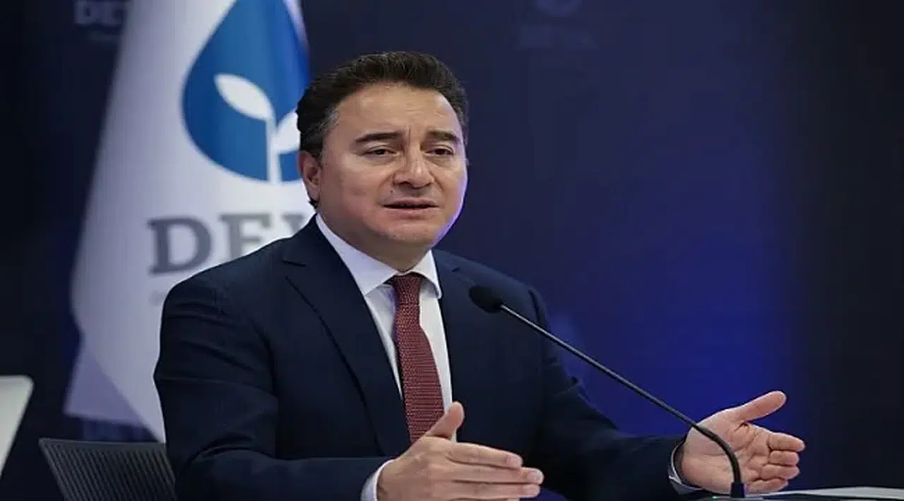 Ali Babacan'dan Kur Korumalı Mevduat yorumu: Güzel ülkenin ekonomisi 'deneme yanılma tahtası' oldu
