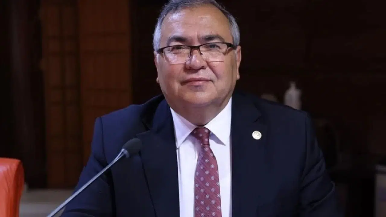 Süleyman Bülbül’den Özlem Çerçioğlu’na sert sözler: “Oyları AK Parti’ye sattın”