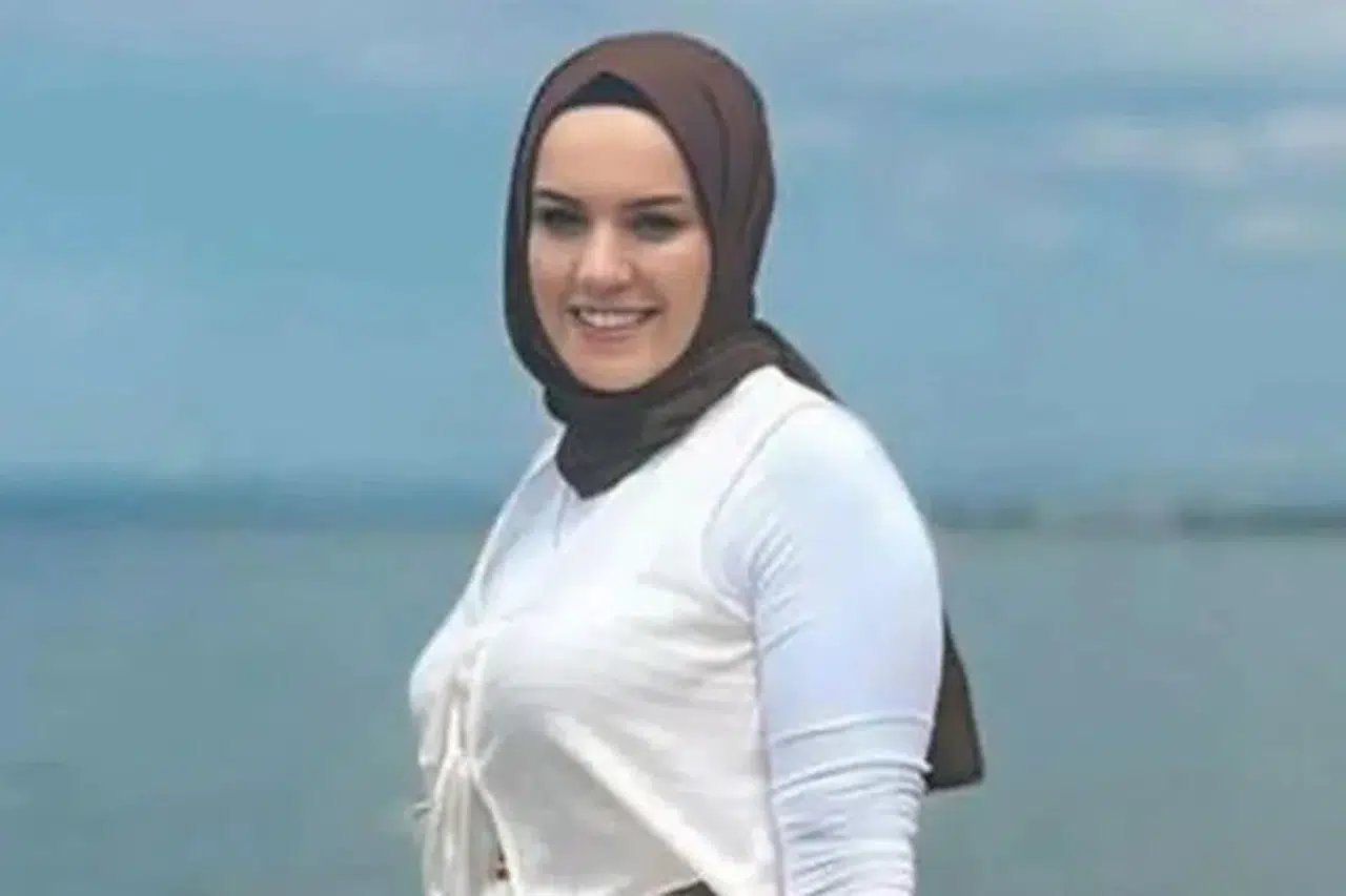 TBMM’de Görevli Saliha Akkaş, Bıçaklı Saldırı Sonrası Yaşamını Yitirdi