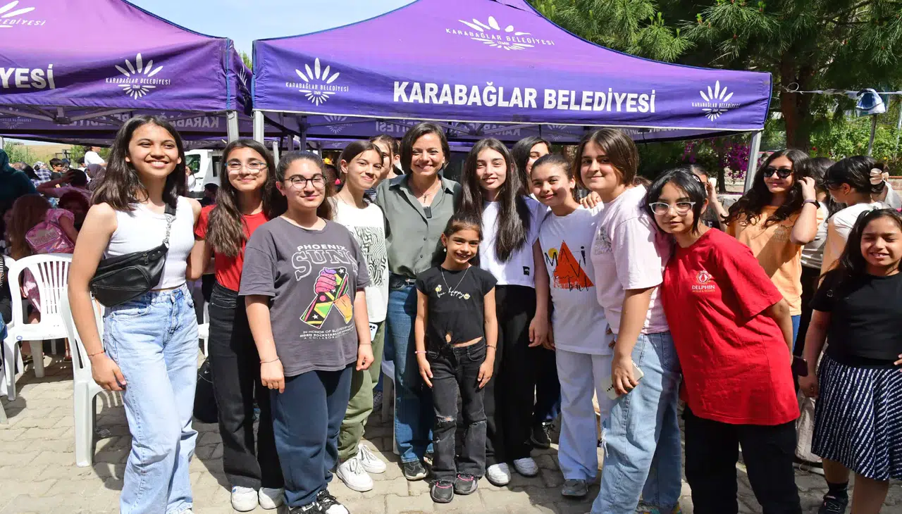 Karabağlar Belediyesi KARBEM ile LGS’de Yüzde 96 Başarı Oranı Yakaladı