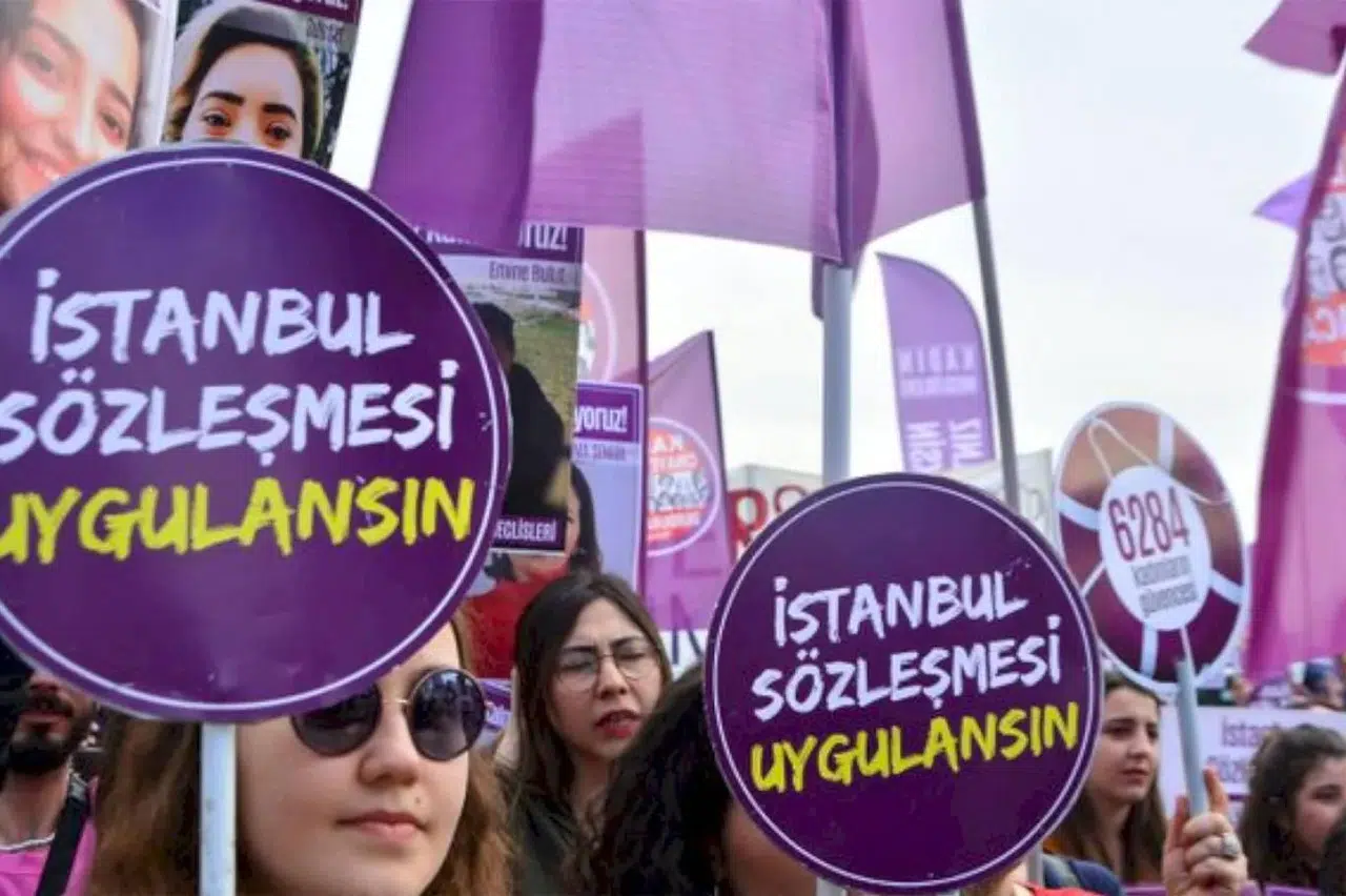 Kadın Platformu EŞİK: “Hutbede Kadınları Eşit Miras Hakkından Vazgeçirmeye Çalışıyorlar”