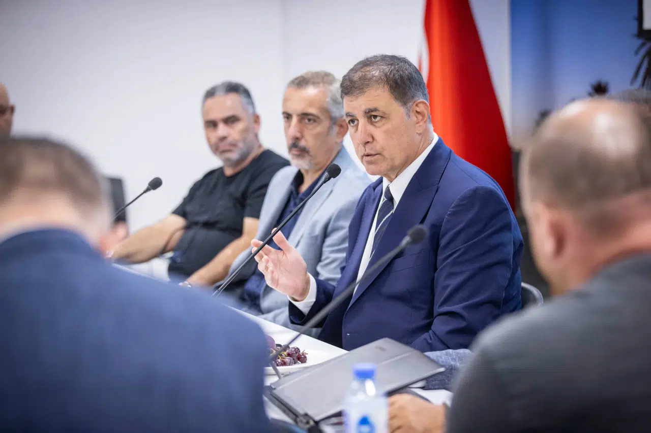 İzmir'de Gıda Güvenliği Toplantısında Konuşan Başkan Cemil Tugay: Gençler sağlıksız besleniyor