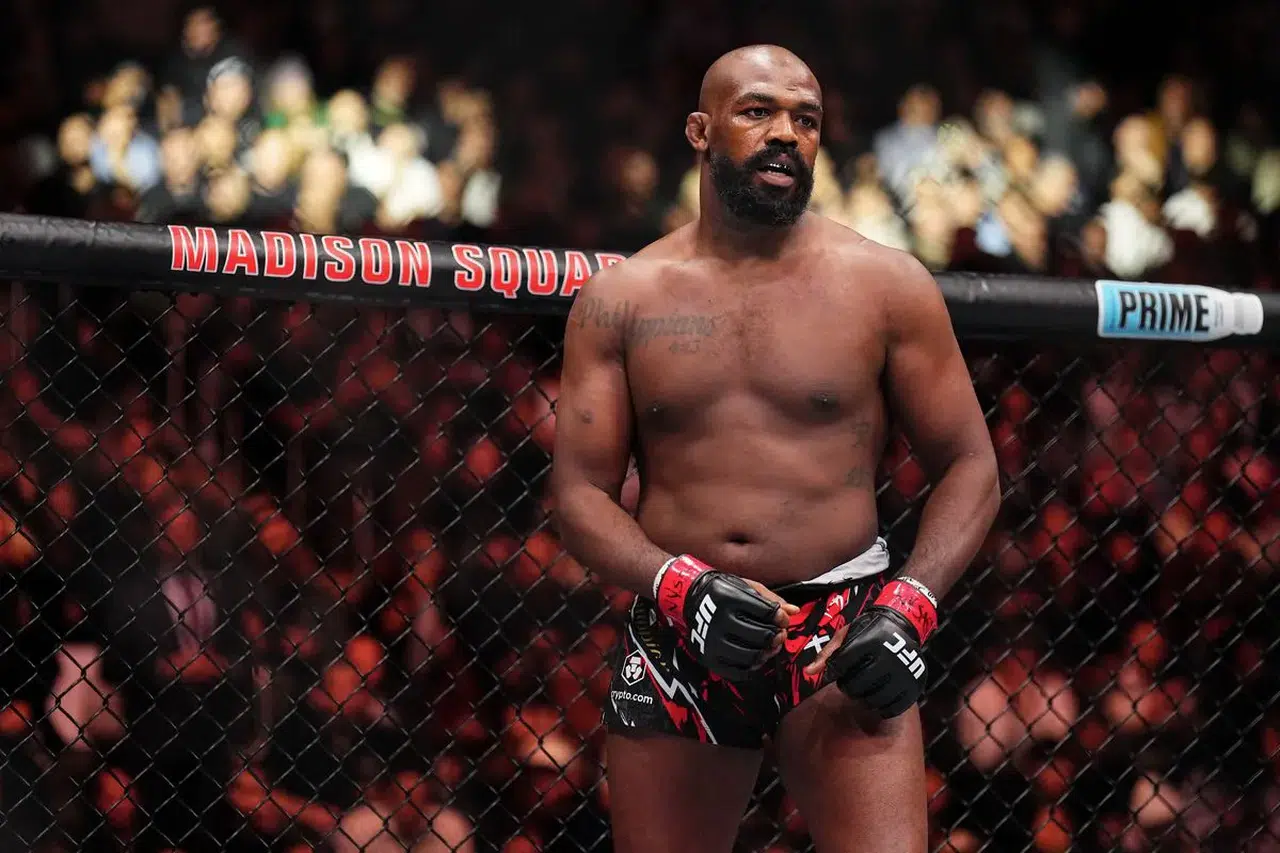 Jon “Bones” Jones UFC’den Emekli Oldu! Efsane Bir Daha Dövüşecek mi?