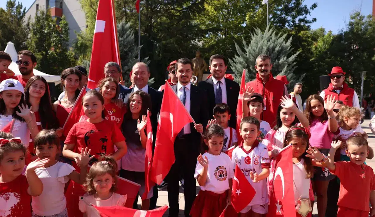 Çankaya'da 30 Ağustos Zafer Bayramı coşkusu, etkinliklerle kutlandı!