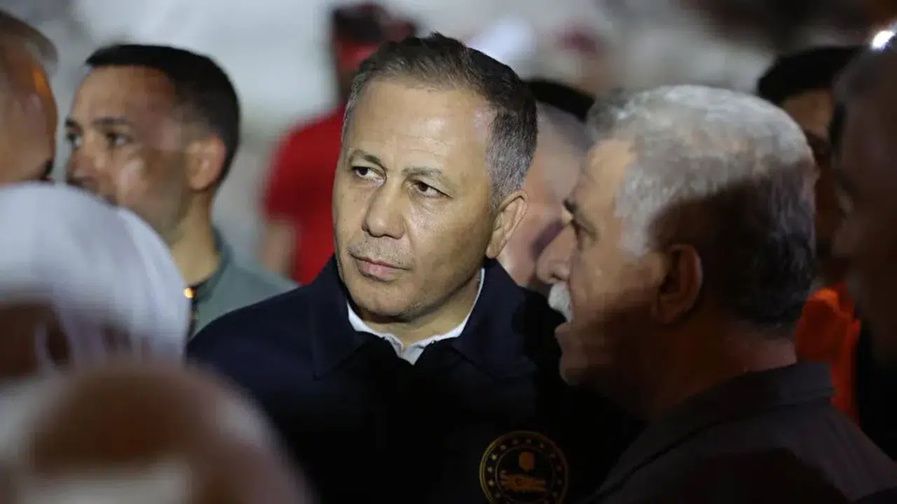 İçişleri Bakanı: “Adli Süreç Tamamlanır Tamamlanmaz Enkaz Kaldırma Başlayacak”