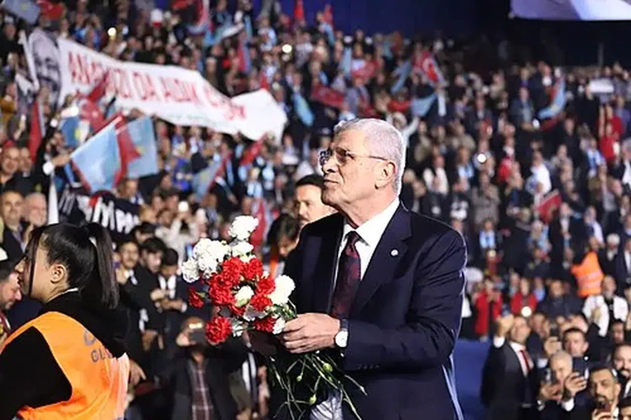 İYİ Parti Bursa’dan “Birinci Vazifen” Mitingiyle Milli İradeye Sahip Çıkıyor