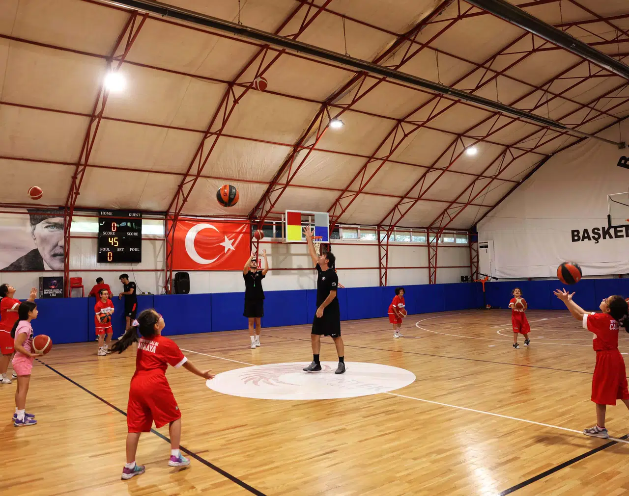 Çankaya Belediyesi Geleceğin basketbol yıldızlarını yetiştiriyor