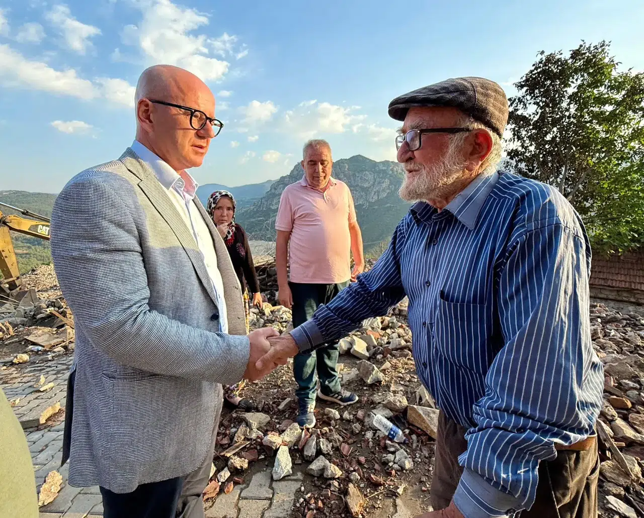 CHP’li Serkan Sarı: “Sındırgı Derhal Afet Bölgesi İlan Edilsin”