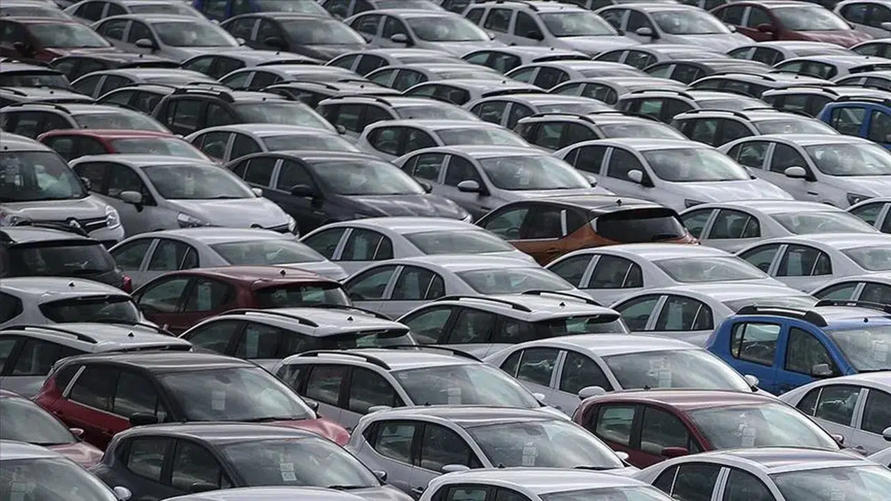 Ticaret Bakanlığı’ndan Uyarı: “ÖTV Farkı Talep Eden Bayilere Ceza Yağacak”