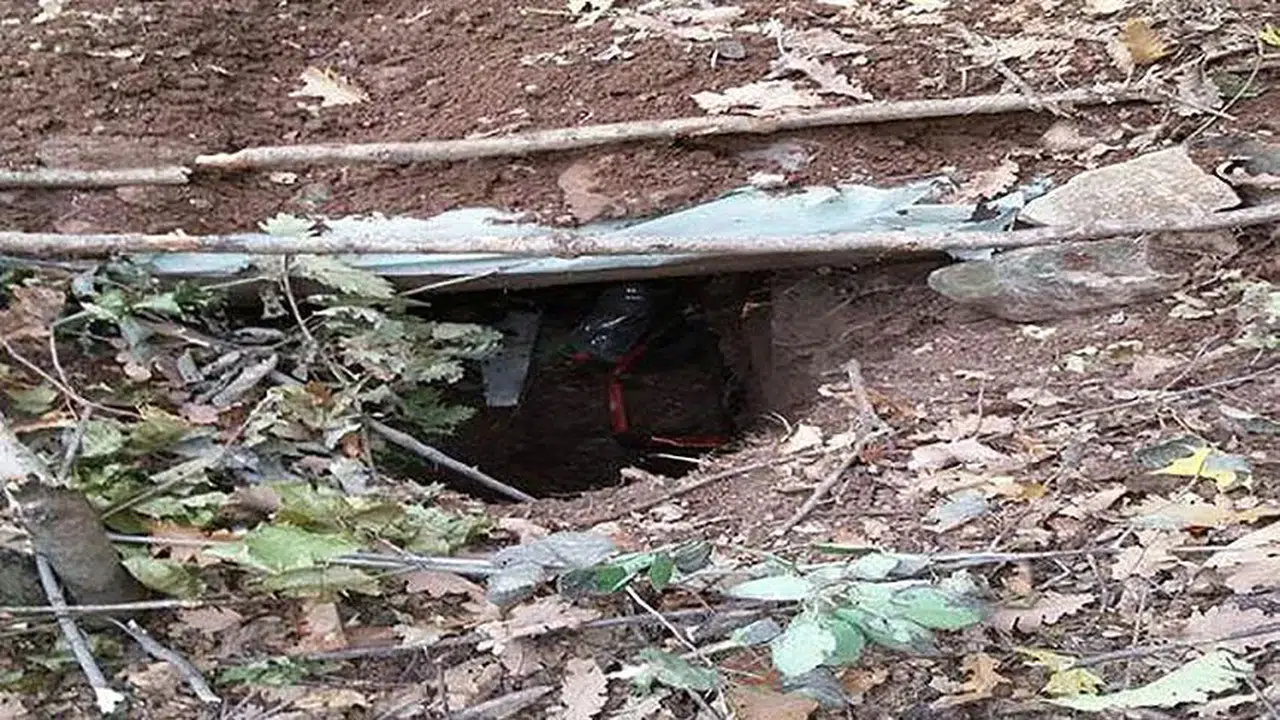 Muş'ta PKK'ya ait sığınak imha edildi