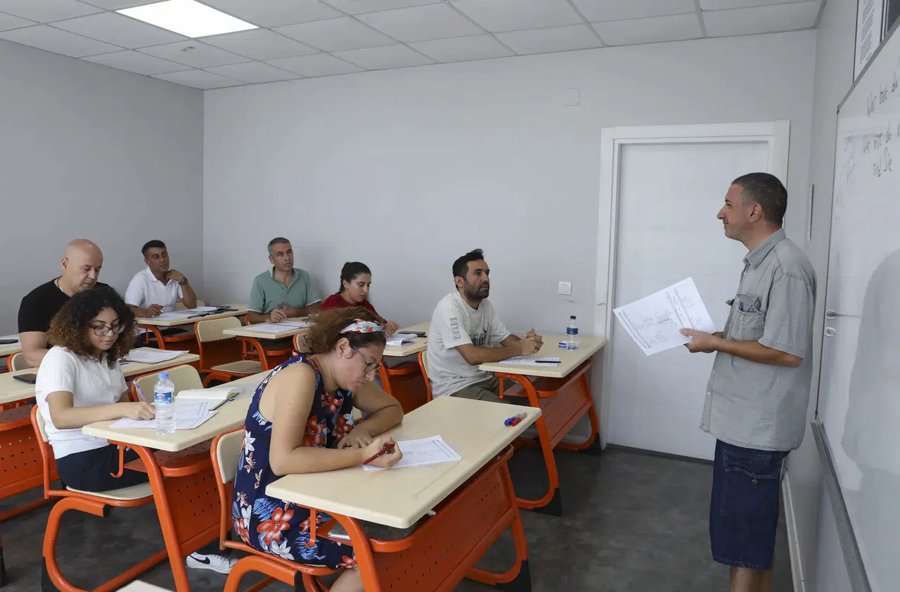 Mersin Büyükşehir Belediyesi, Yabancı Dil Eğitiminin Maliyetini Sıfıra İndiriyor!