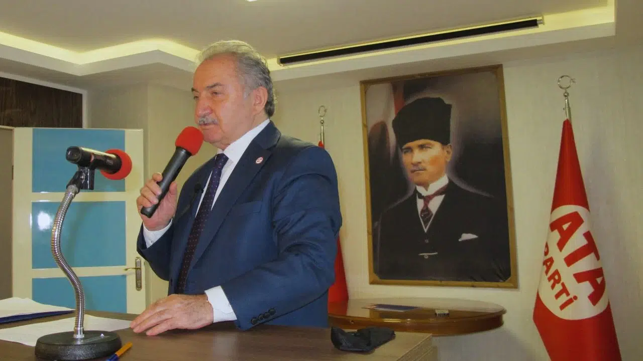 ATA Parti Lideri Zeybek’ten İktidara Sert Eleştiri: “Kalıcı Totaliter Diktatörlük Kuruyorsunuz”