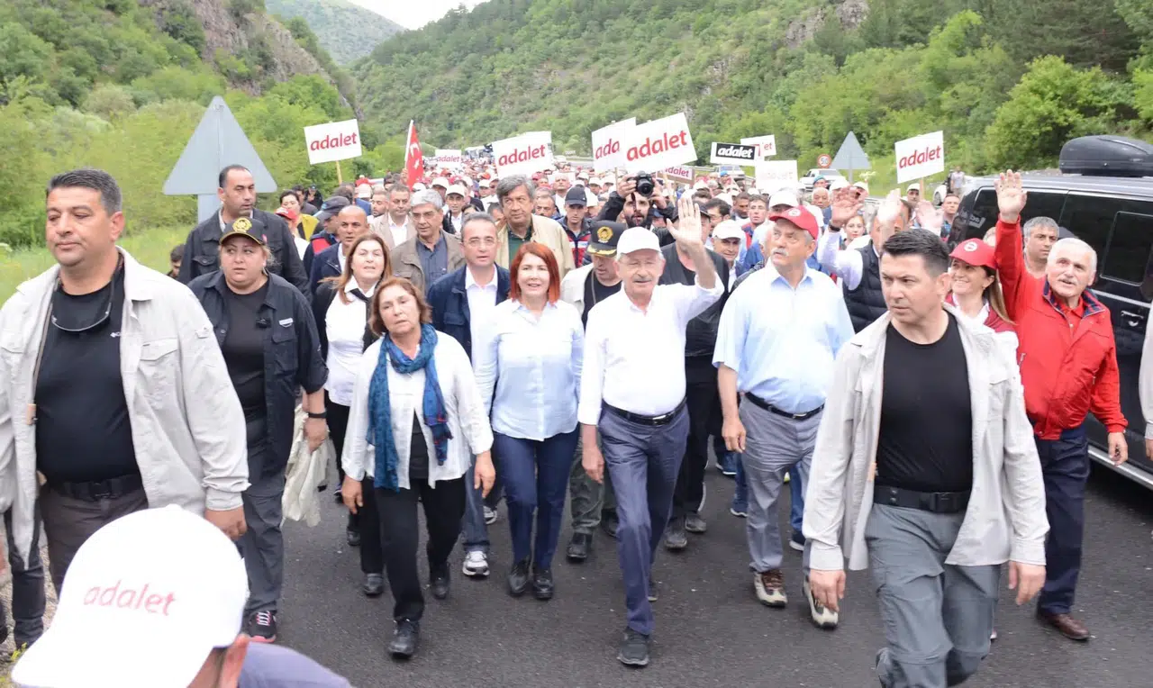 Avcılar Belediye Başkanı Handan Toprak : Bu Parti Yürüyüşü Değil Adalet Herkese Lazım
