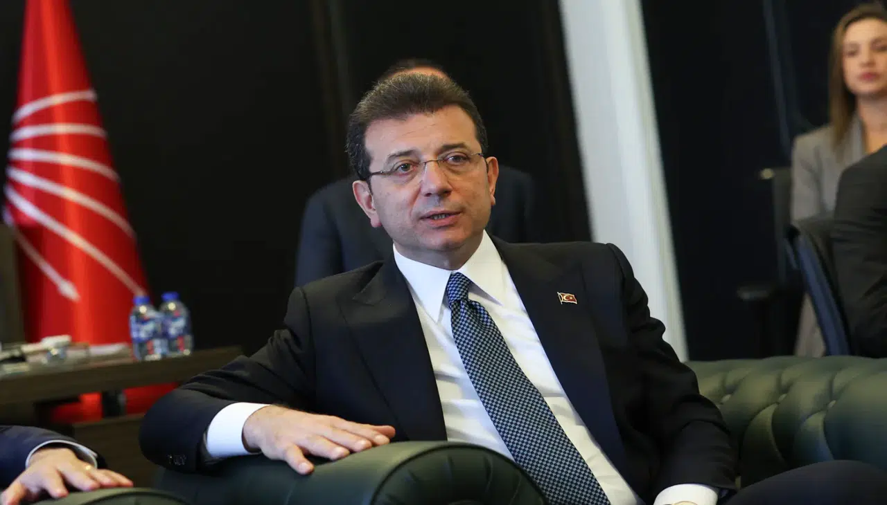 Ekrem İmamoğlu: Kadıköy'de gençler için yeni yurt hizmete açılıyor!